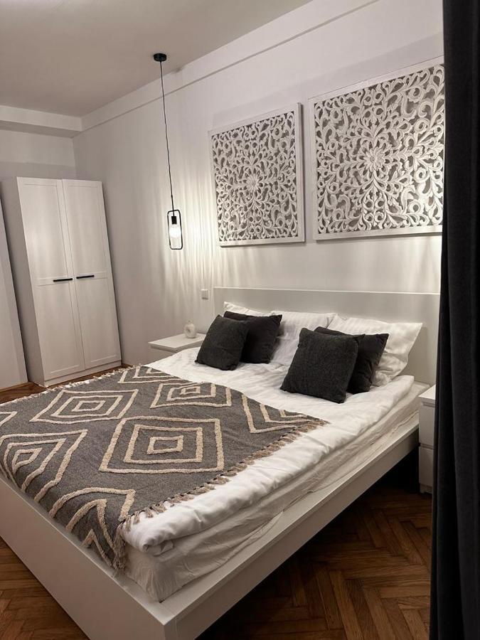 Riverside Apartment Karlovy Vary Exterior photo