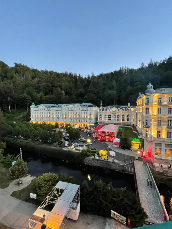 Riverside Apartment Karlovy Vary Exterior photo